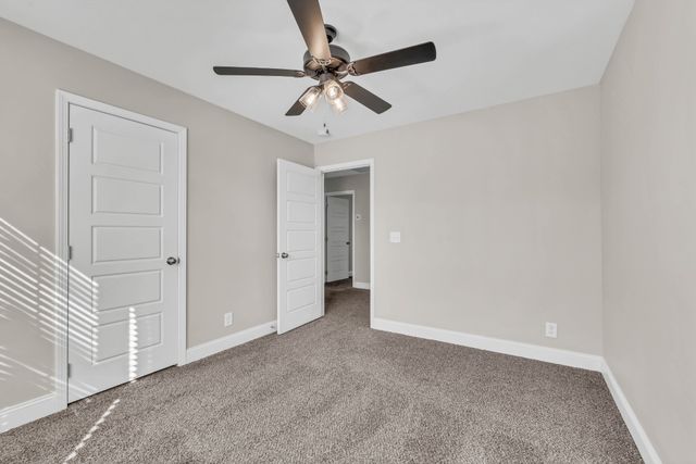 246 Stone Bluff Way, Clarksville, TN 37040