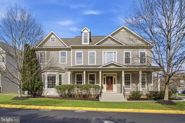 43358 FULLERTON, Ashburn, VA 20147