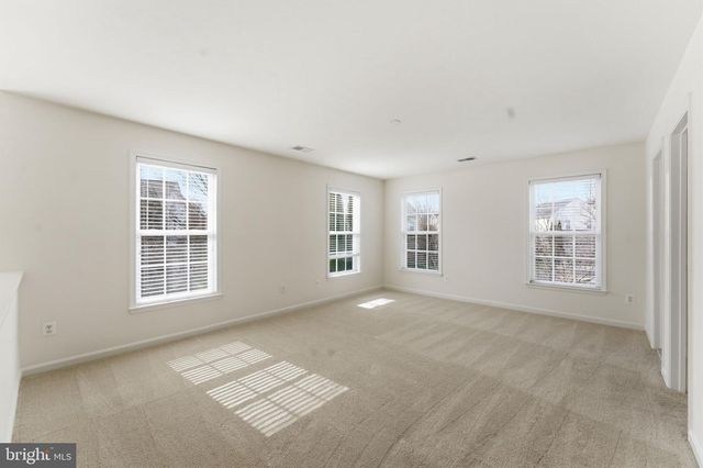 43358 FULLERTON, Ashburn, VA 20147