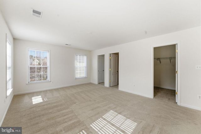 43358 FULLERTON, Ashburn, VA 20147