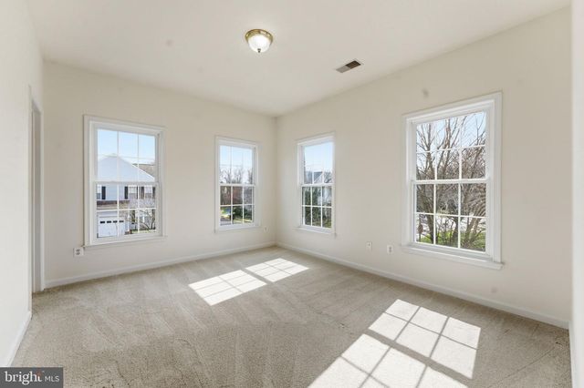 43358 FULLERTON, Ashburn, VA 20147