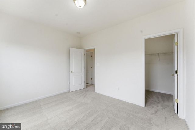 43358 FULLERTON, Ashburn, VA 20147