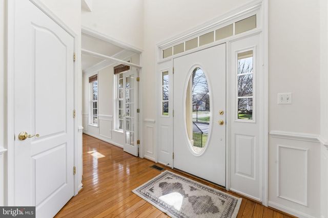 43358 FULLERTON, Ashburn, VA 20147