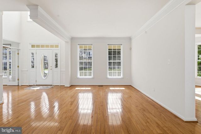 43358 FULLERTON, Ashburn, VA 20147