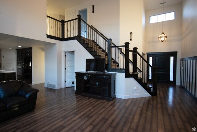 951 W GRIZZLY WULFF DR, Bluffdale, UT 84065