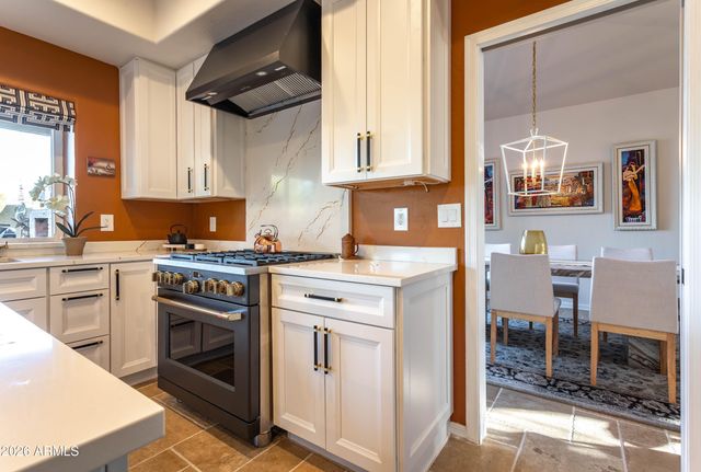 4727 E RANCHO CALIENTE Drive, Cave Creek, AZ 85331