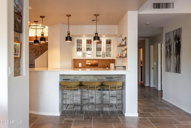 4727 E RANCHO CALIENTE Drive, Cave Creek, AZ 85331