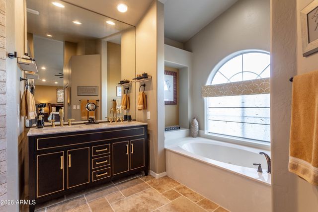 4727 E RANCHO CALIENTE Drive, Cave Creek, AZ 85331