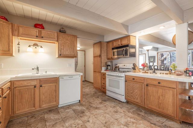 43307 Sheephorn Road, Big Bear, CA 92315