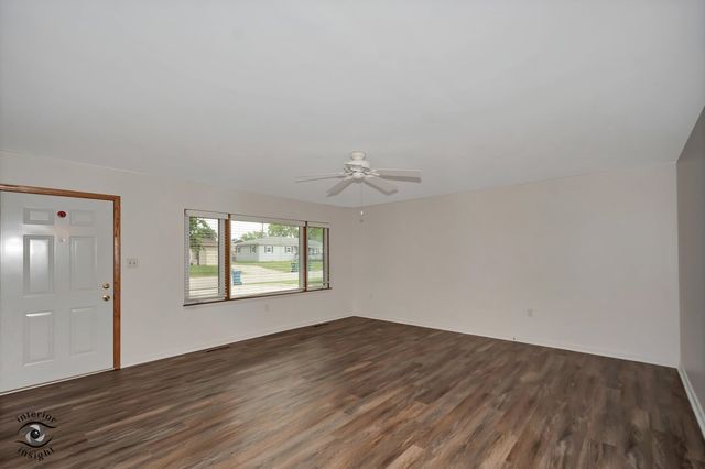 520 Evergreen Lane, Bradley, IL 60915