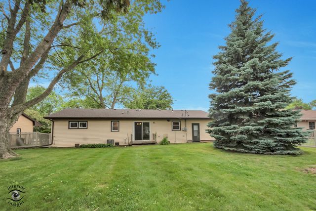 520 Evergreen Lane, Bradley, IL 60915
