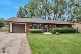 520 Evergreen Lane, Bradley, IL 60915