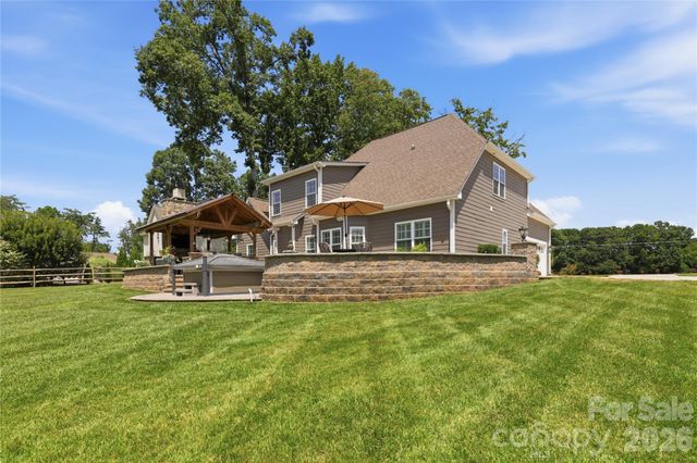 304 Stutts Road 451, Mooresville, NC 28117