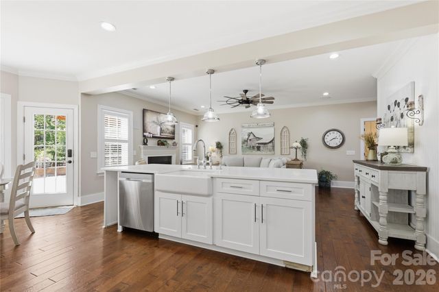 304 Stutts Road 451, Mooresville, NC 28117