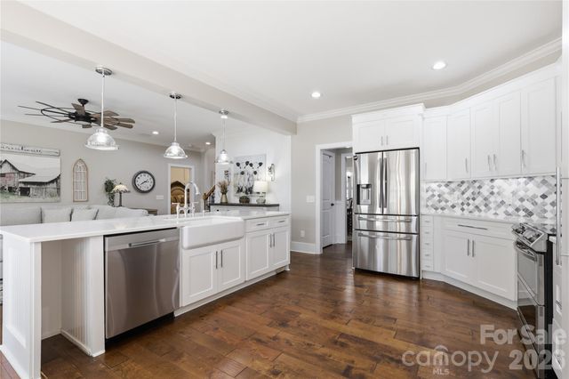 304 Stutts Road 451, Mooresville, NC 28117