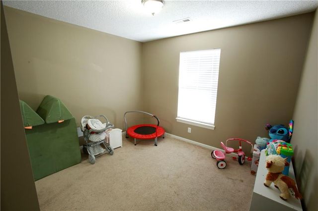 734 Iron Horse Drive, Warrensburg, MO 64093