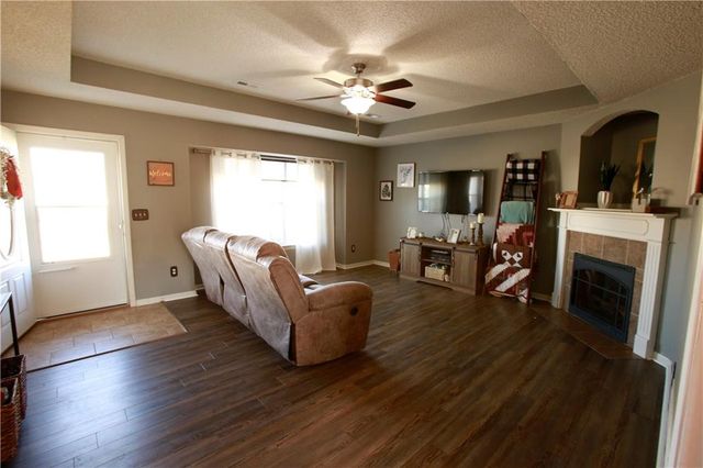 734 Iron Horse Drive, Warrensburg, MO 64093