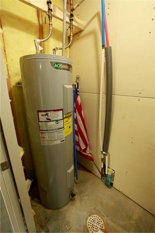 734 Iron Horse Drive, Warrensburg, MO 64093