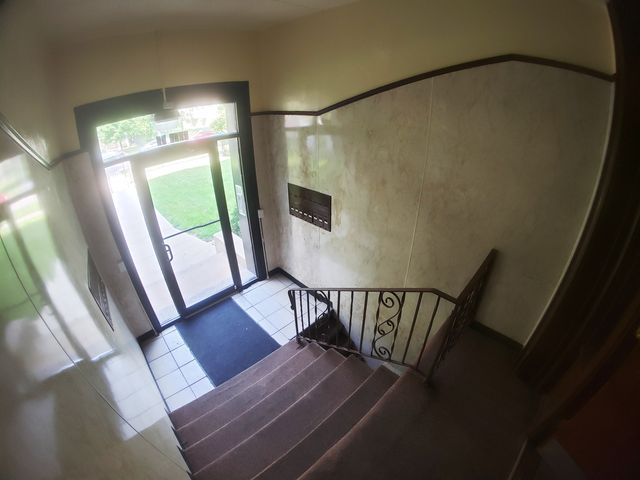 6527 S Kimbark Avenue 4F, Chicago, IL 60637