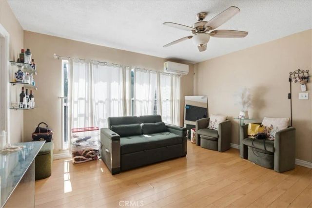 3415 Mckinley, Los Angeles, CA 90011