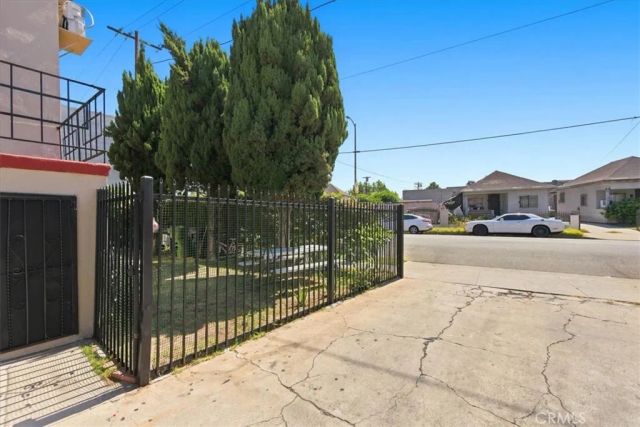 3415 Mckinley, Los Angeles, CA 90011