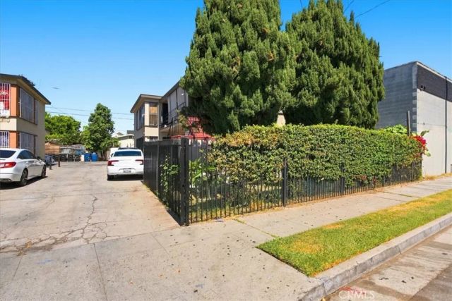 3415 Mckinley, Los Angeles, CA 90011