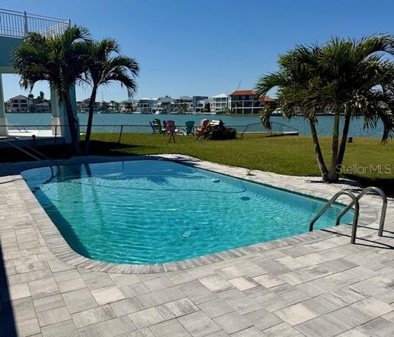 584 CRYSTAL DRIVE, Madeira Beach, FL 33708