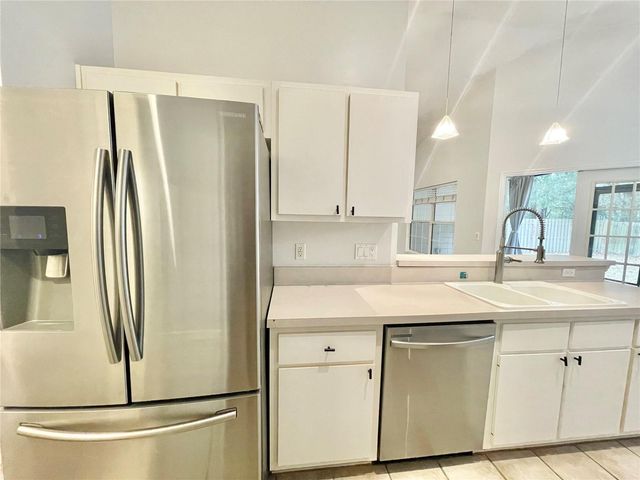 8757 NW 20TH LANE, Gainesville, FL 32606