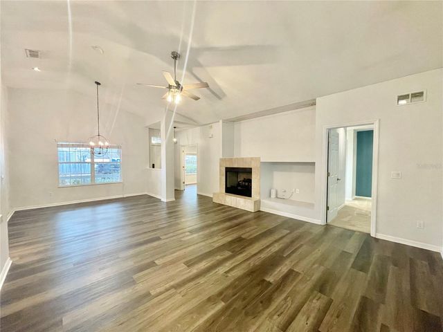 8757 NW 20TH LANE, Gainesville, FL 32606