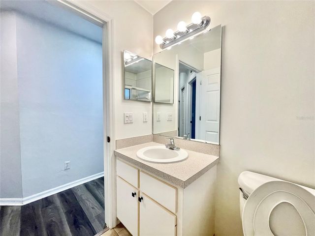 8757 NW 20TH LANE, Gainesville, FL 32606