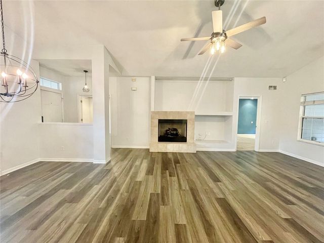 8757 NW 20TH LANE, Gainesville, FL 32606