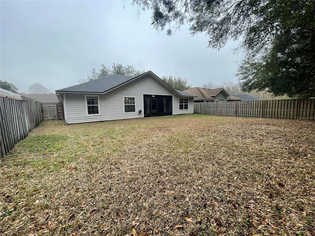 8757 NW 20TH LANE, Gainesville, FL 32606