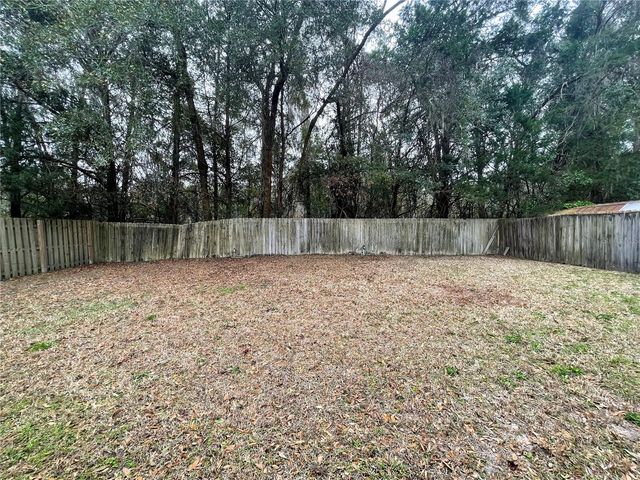 8757 NW 20TH LANE, Gainesville, FL 32606