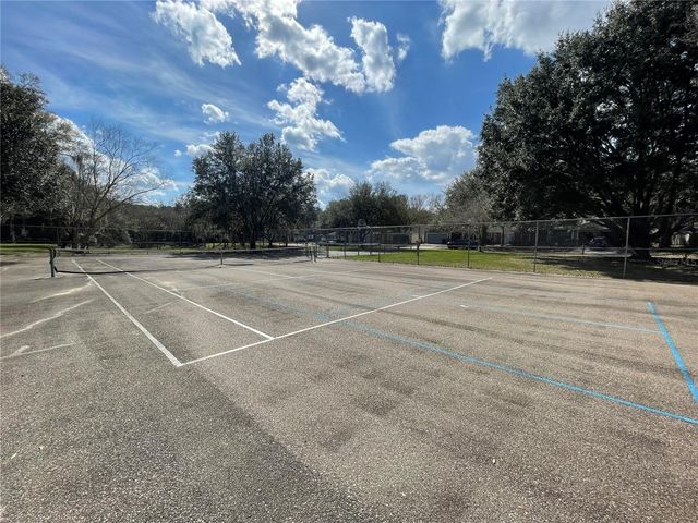 8757 NW 20TH LANE, Gainesville, FL 32606