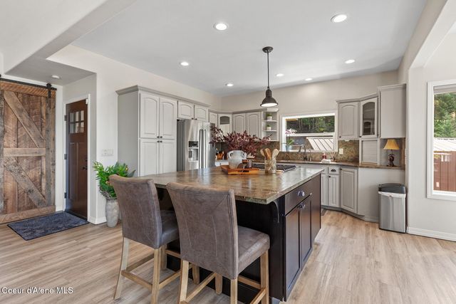 3807 E Avery Ln, Coeur D'alene, ID 83814