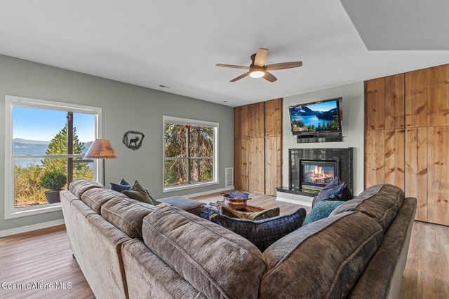 3807 E Avery Ln, Coeur D'alene, ID 83814