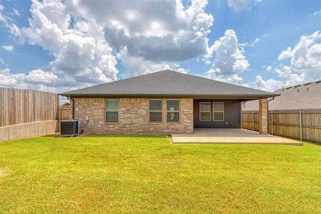 2804 S Bowling Drive, Stillwater, OK 74074