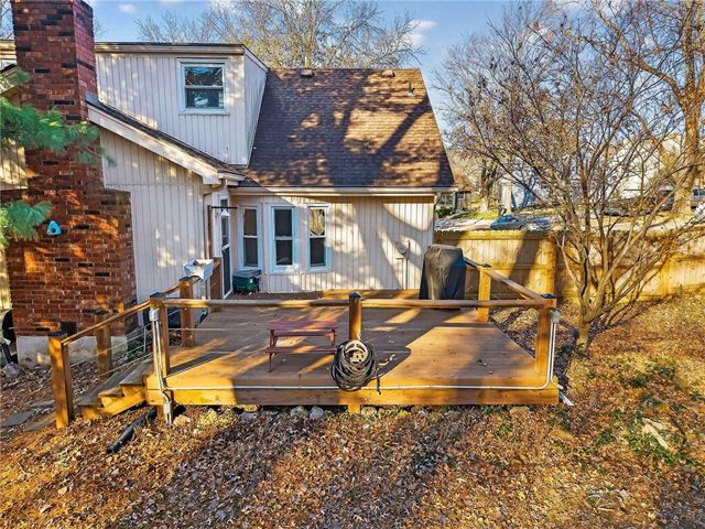 7407 N Granby Avenue, Kansas City, MO 64151