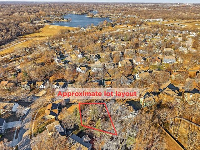 7407 N Granby Avenue, Kansas City, MO 64151