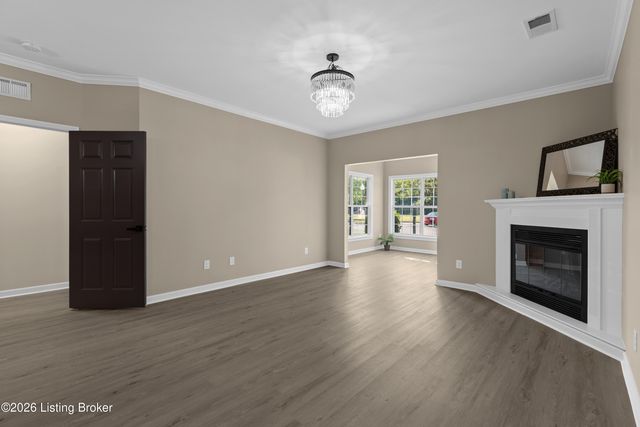 4901 Crossing Spring Way 101, Louisville, KY 40229