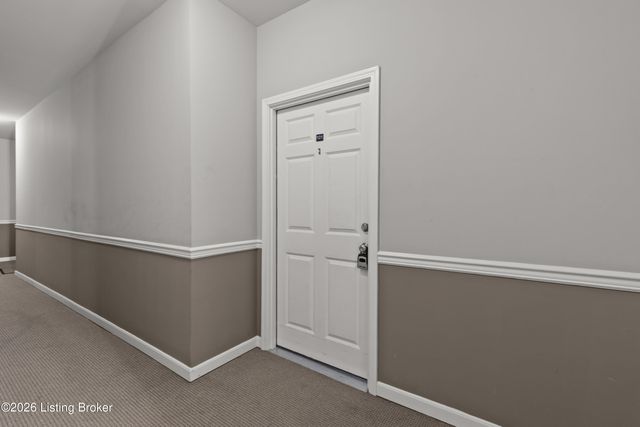 4901 Crossing Spring Way 101, Louisville, KY 40229