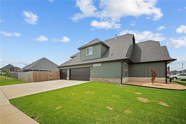 1101 Silver Maple Street, Centerton, AR 72719