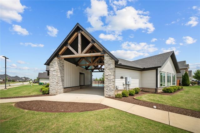 1101 Silver Maple Street, Centerton, AR 72719