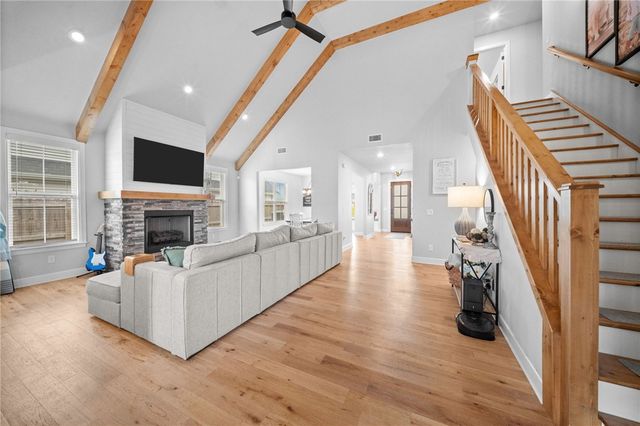 1101 Silver Maple Street, Centerton, AR 72719