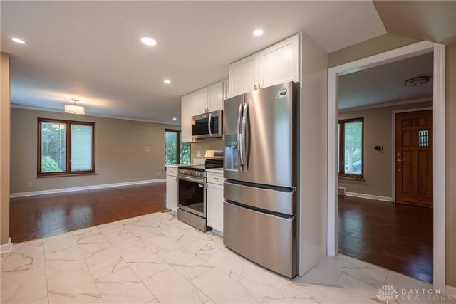 3212 Lenox Drive, Kettering, OH 45429