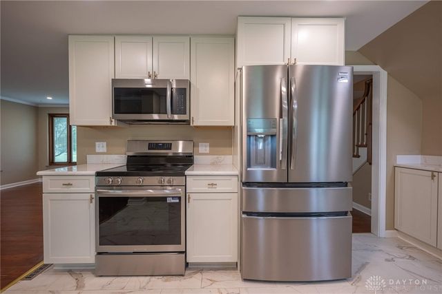 3212 Lenox Drive, Kettering, OH 45429