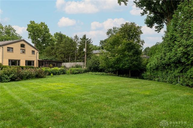 3212 Lenox Drive, Kettering, OH 45429