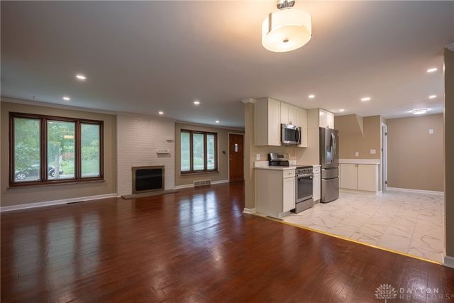 3212 Lenox Drive, Kettering, OH 45429