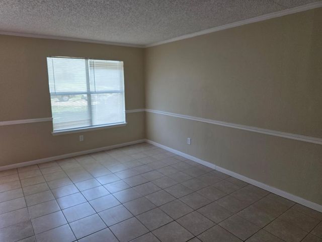 1713 Golden Grove Drive, Mesquite, TX 75149