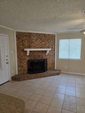 1713 Golden Grove Drive, Mesquite, TX 75149